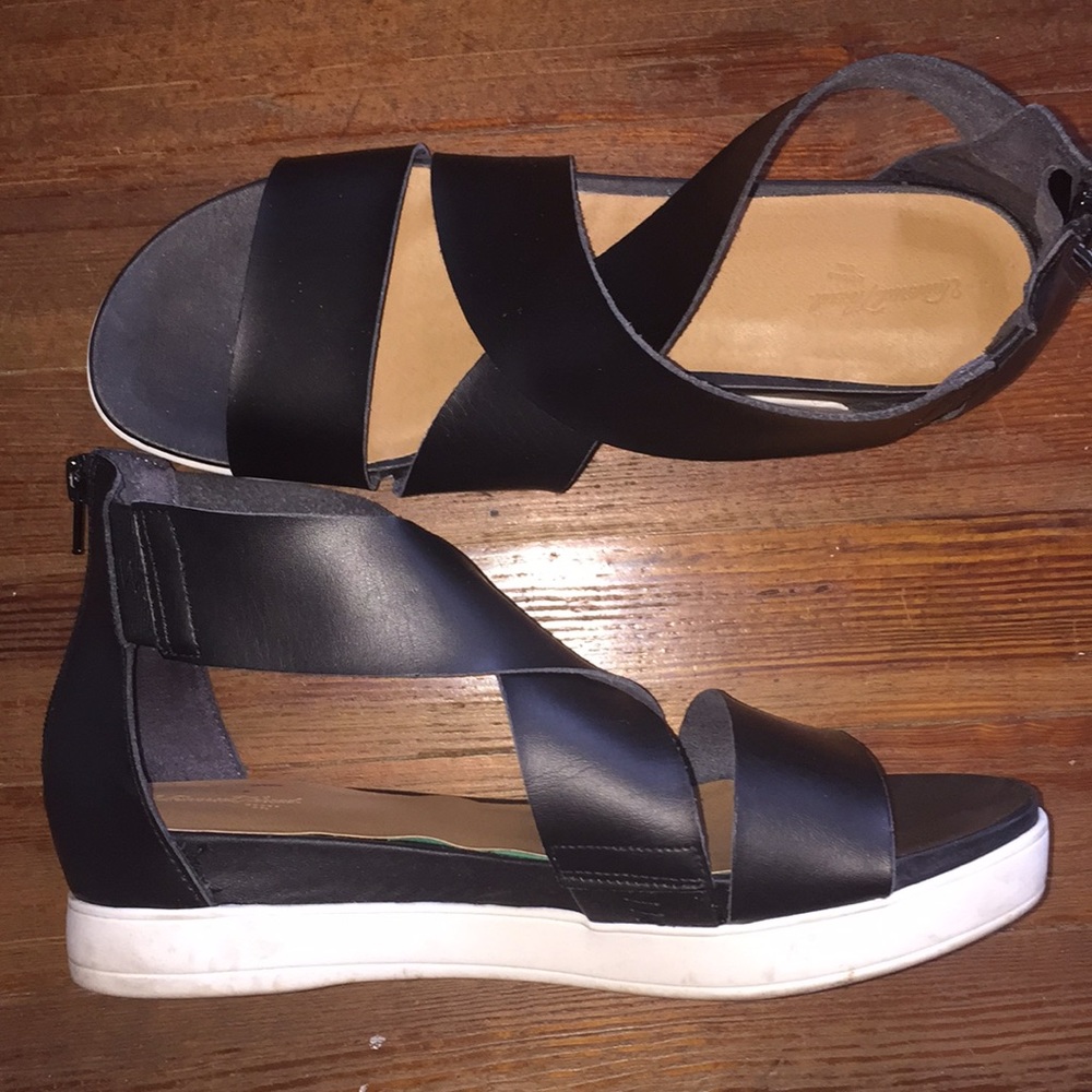 Women’s Shoes